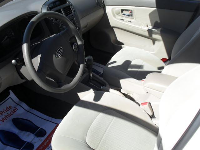 Kia Spectra 2009 photo 1