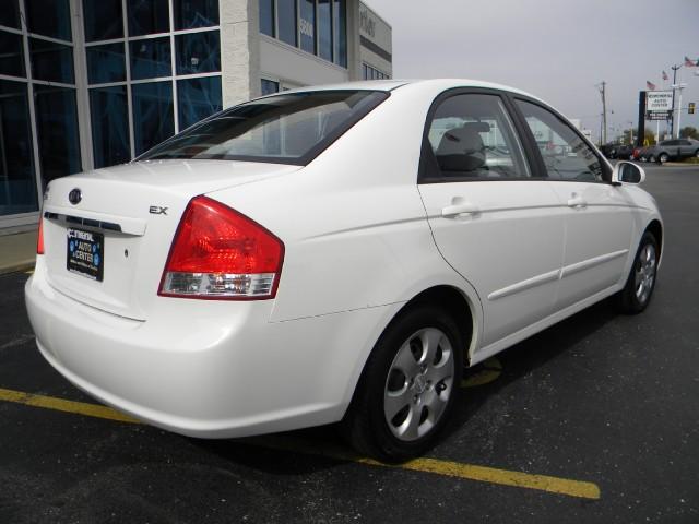 Kia Spectra 2009 photo 2