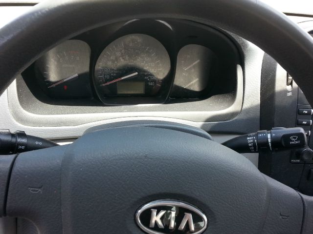 Kia Spectra 2009 photo 4