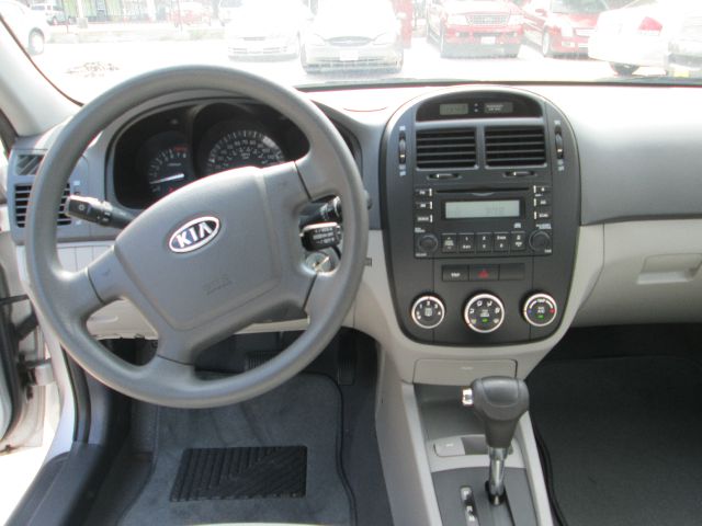 Kia Spectra 2009 photo 6