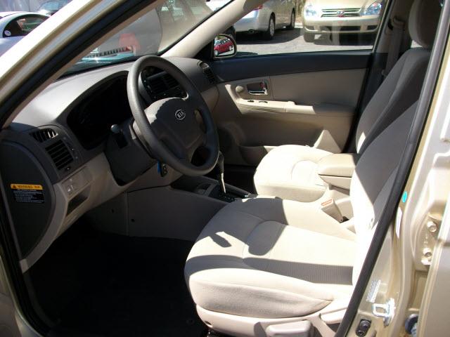 Kia Spectra 2009 photo 4