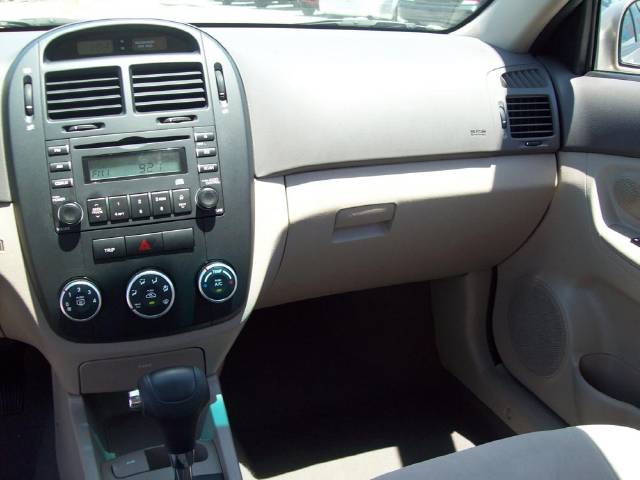 Kia Spectra 2009 photo 4