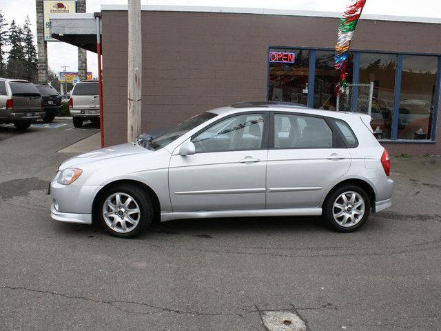 Kia Spectra5 2005 photo 3