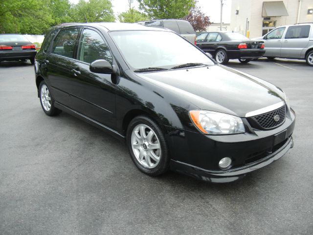 Kia Spectra5 2005 photo 3