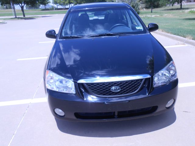 Kia Spectra5 2005 photo 2