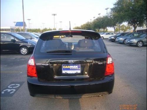 Kia Spectra5 2008 photo 3