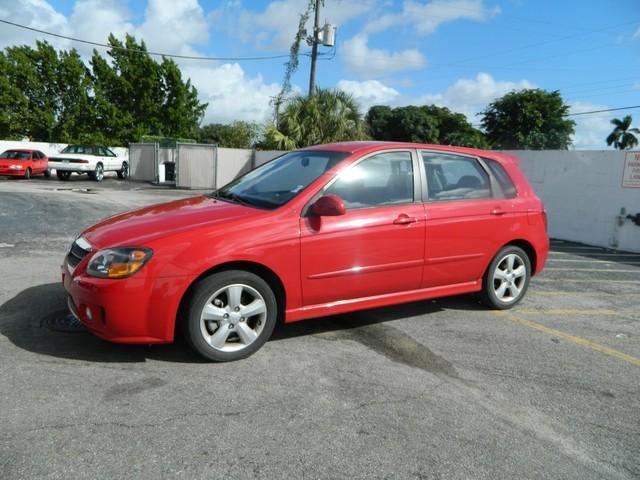 Kia Spectra5 2008 photo 3