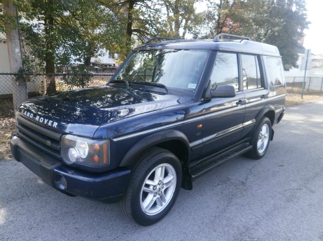 Land Rover Discovery 2003 photo 2