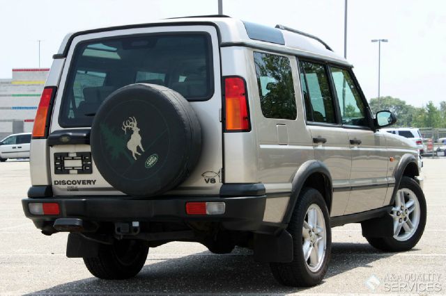 Land Rover Discovery 2003 photo 4