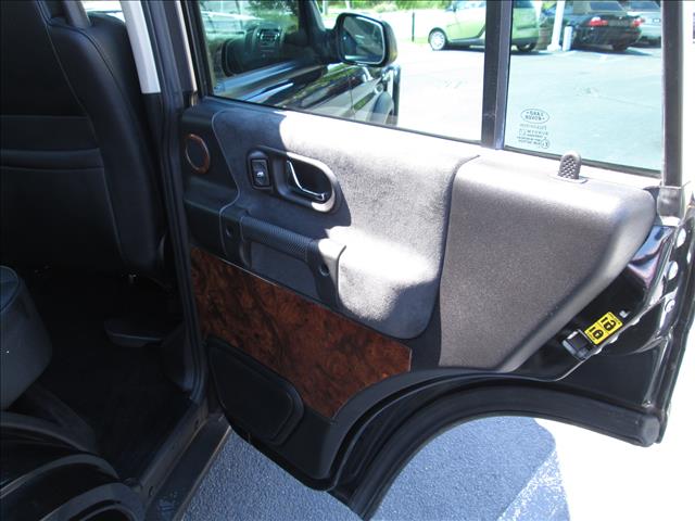 Land Rover Discovery 2003 photo 16