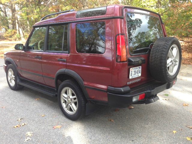 Land Rover Discovery SE SUV