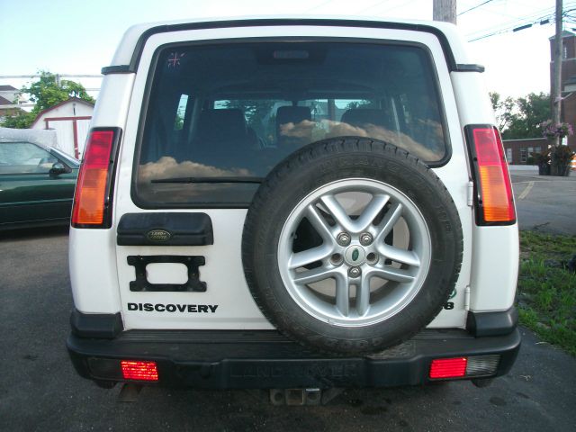 Land Rover Discovery 2003 photo 2