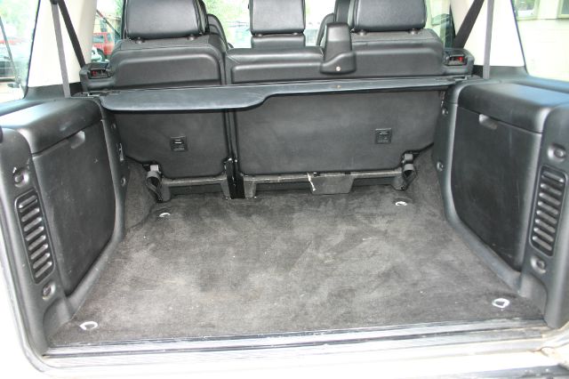 Land Rover Discovery 2003 photo 4