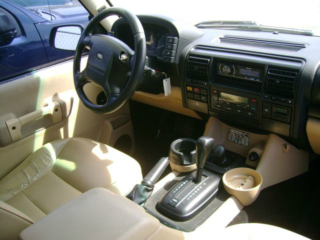 Land Rover Discovery 2003 photo 3