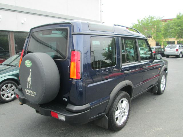 Land Rover Discovery 2003 photo 1