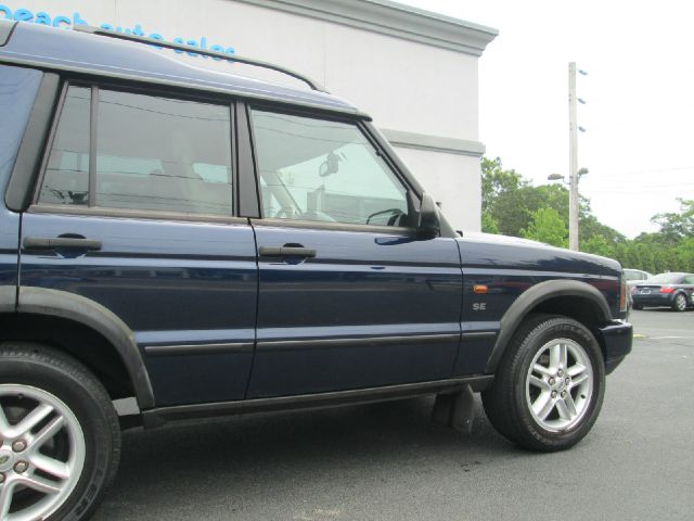 Land Rover Discovery 2003 photo 3