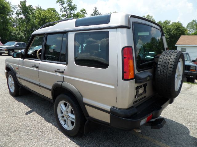 Land Rover Discovery 2003 photo 3