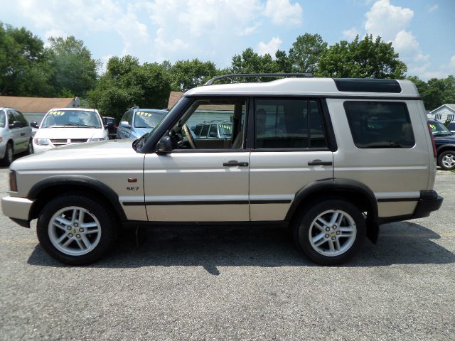 Land Rover Discovery 2003 photo 4