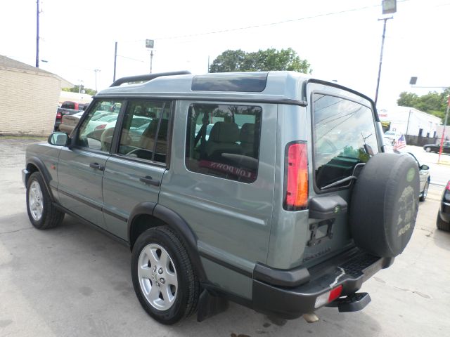 Land Rover Discovery 2004 photo 4