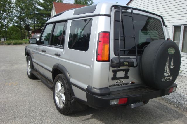 Land Rover Discovery 2004 photo 14