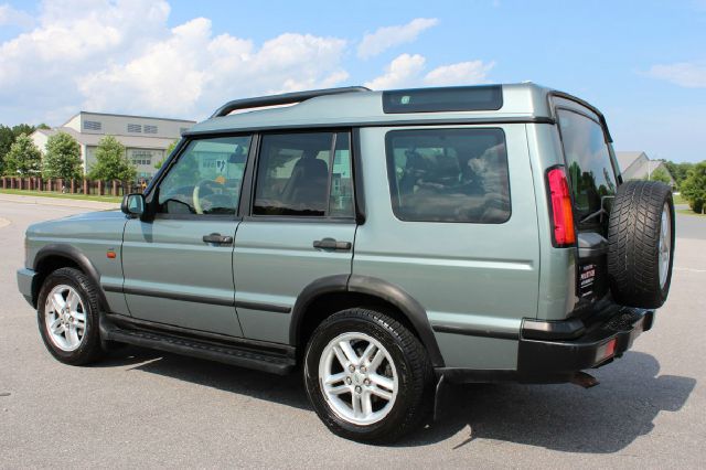 Land Rover Discovery 2004 photo 4