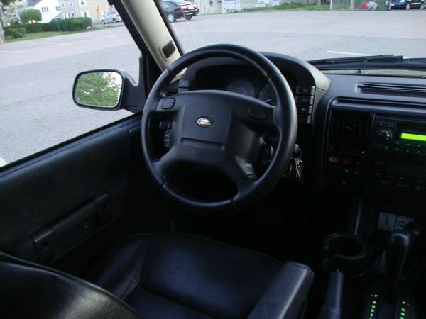 Land Rover Discovery 2004 photo 4