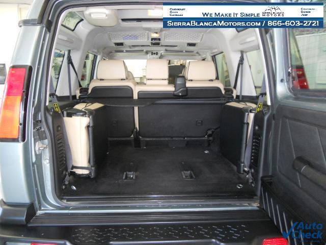 Land Rover Discovery 2004 photo 3