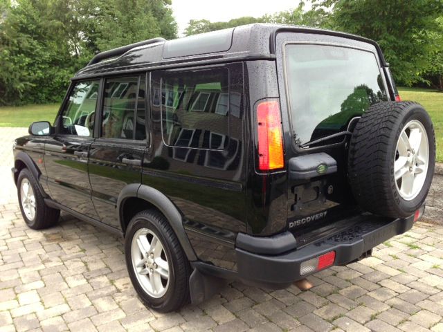 Land Rover Discovery 2004 photo 1