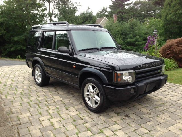 Land Rover Discovery 2004 photo 2