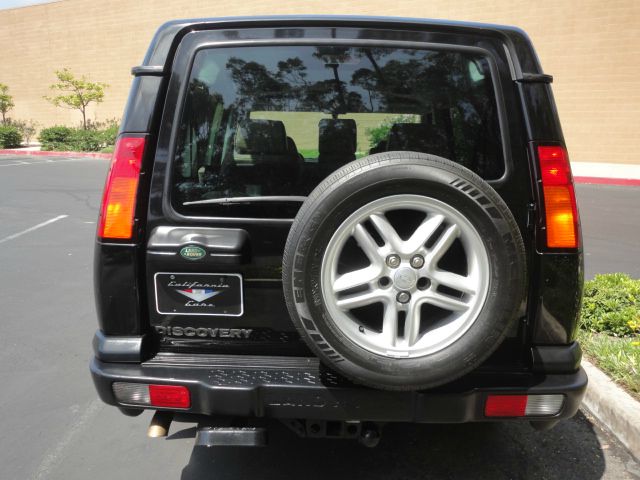 Land Rover Discovery 2004 photo 2