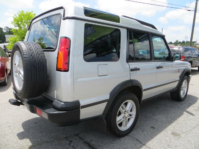 Land Rover Discovery 2004 photo 11