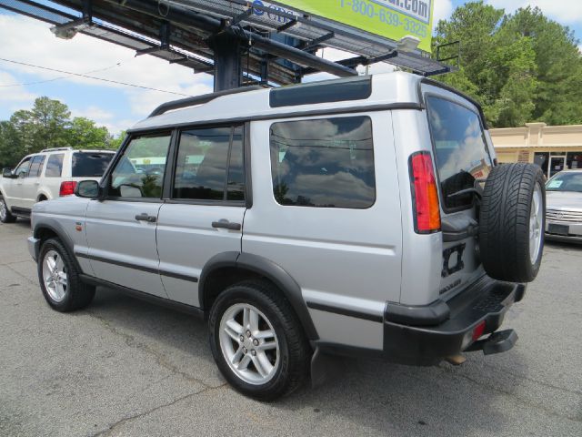 Land Rover Discovery 2004 photo 8