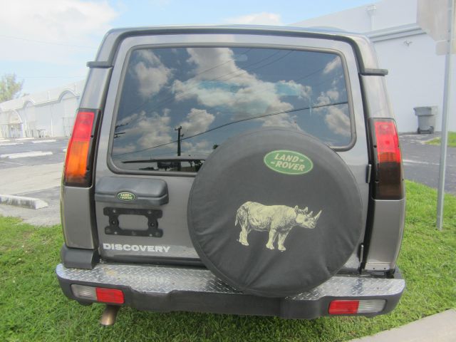 Land Rover Discovery 2004 photo 3