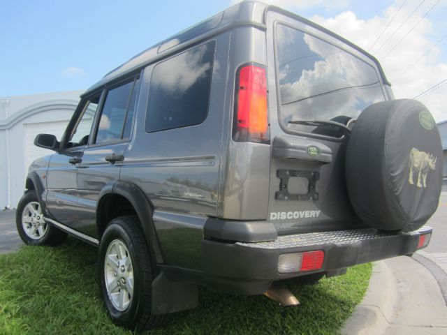 Land Rover Discovery 2004 photo 4