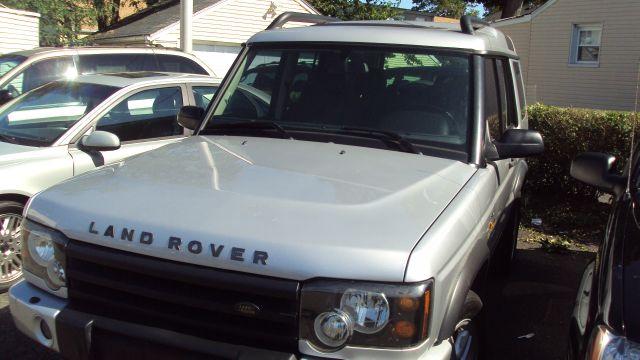 Land Rover Discovery 2004 photo 1