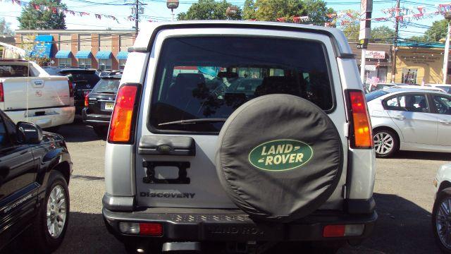 Land Rover Discovery 2004 photo 2