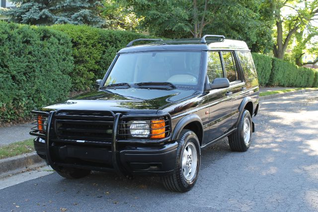 Land Rover Discovery II 2000 photo 22