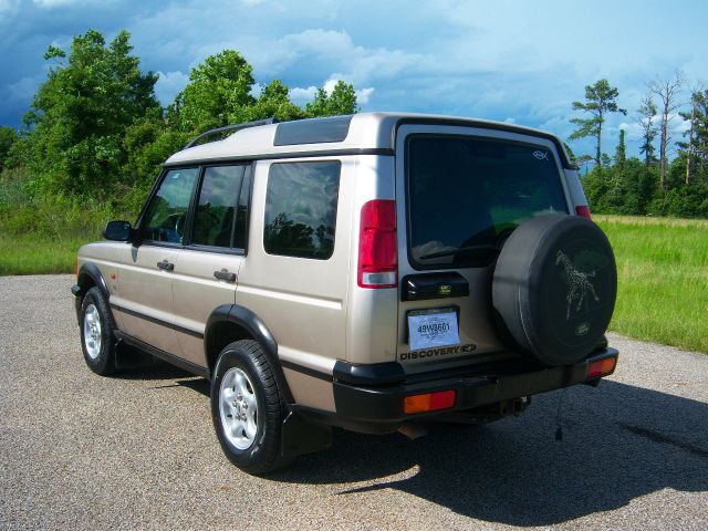 Land Rover Discovery II 2001 photo 6