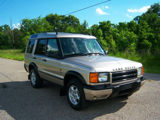 Land Rover Discovery II 2001 photo 8