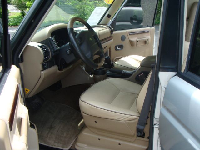 Land Rover Discovery II 2002 photo 20
