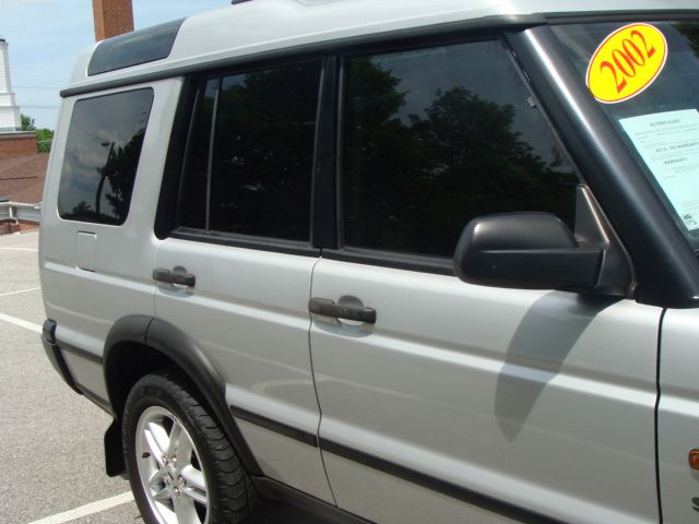 Land Rover Discovery II 2002 photo 30