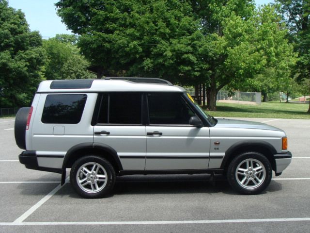 Land Rover Discovery II 2002 photo 33