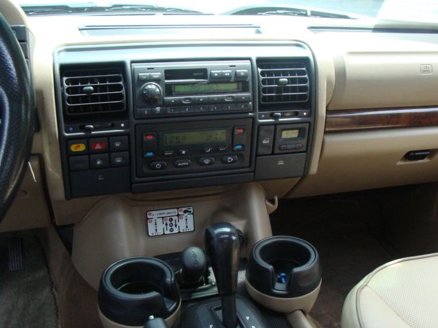 Land Rover Discovery II 2002 photo 46