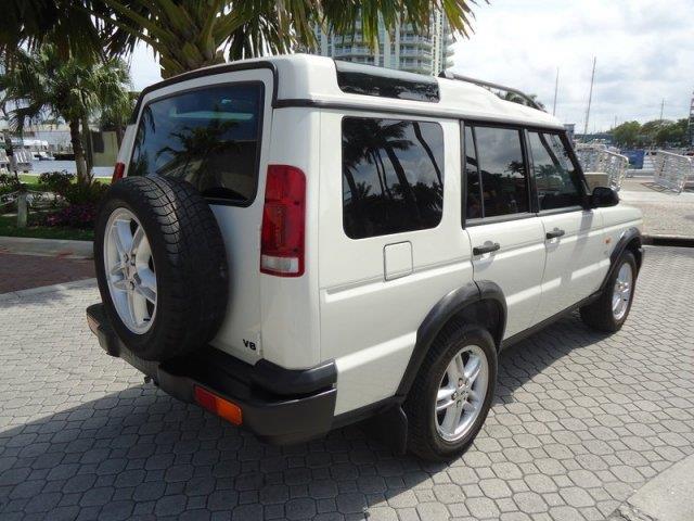 Land Rover Discovery II 2002 photo 3
