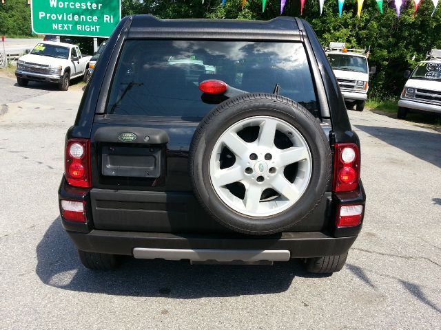 Land Rover Freelander 2004 photo 1