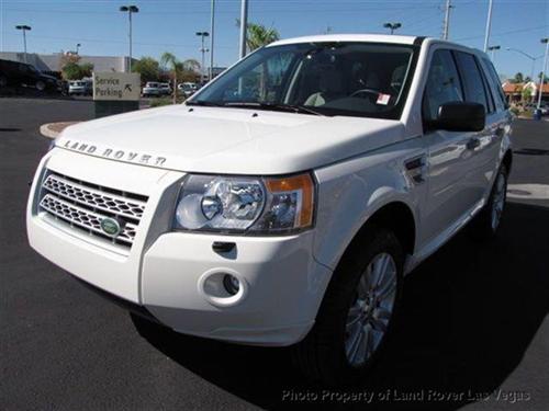 Land Rover LR2 2010 photo 1