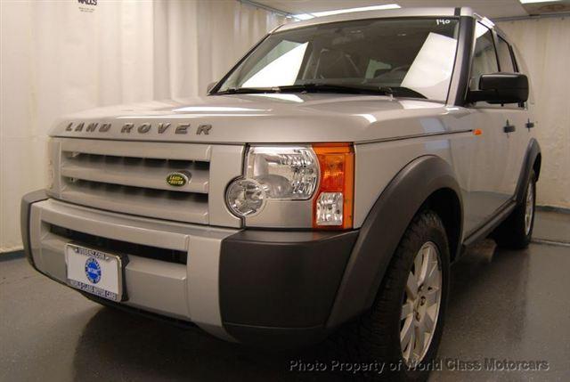 Land Rover LR3 DRW Sport Utility