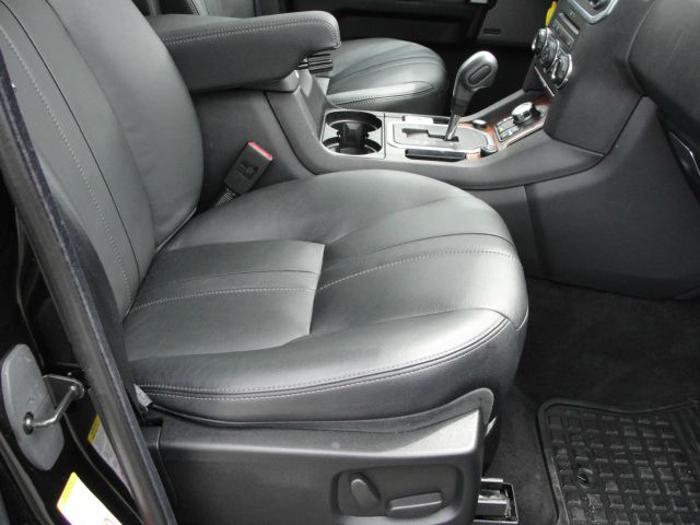 Land Rover LR4 2011 photo 12