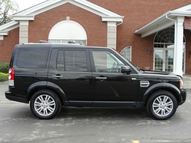 Land Rover LR4 2011 photo 22