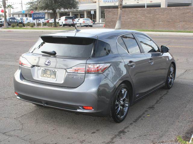 Lexus CT 200h 2012 photo 4